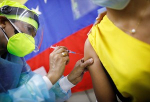 Dr. Julio Castro: Venezuela podría empezar a recibir vacunas de Covax en mayo