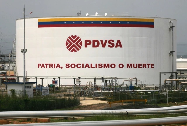 Contrato colectivo de PDVSA: salarios entre un mínimo 2 dólares y un máximo 24 dólares