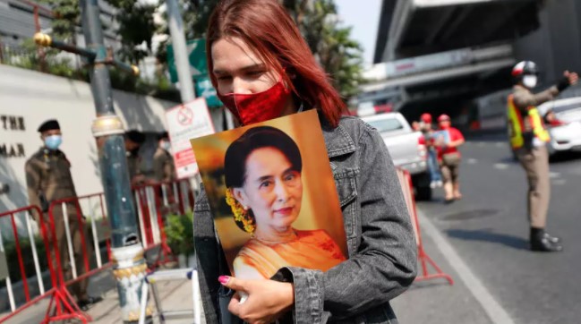 “La dama de Rangún” detenida de nuevo en Birmania 11 años después de su liberación
