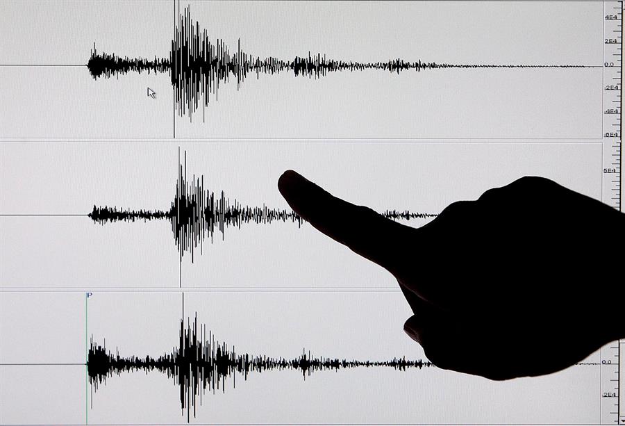 Un terremoto de magnitud 7,2 sacude el noreste de Japón con alerta de tsunami