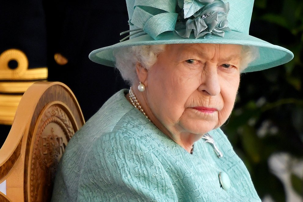 La reina Isabel II agradece el cariño que ha recibido tras la muerte de su esposo