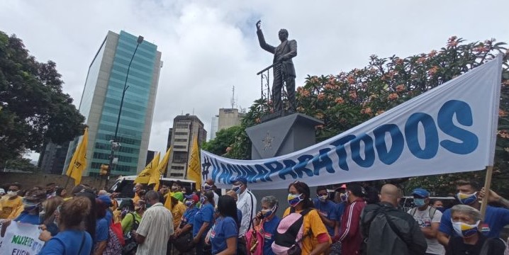 Protestaron en Chacaíto para exigir vacunas contra el coronavirus este #28May