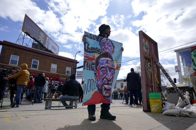 Pánico en Minneapolis: Múltiples disparos en el lugar donde se conmemora la muerte de George Floyd (VIDEO)