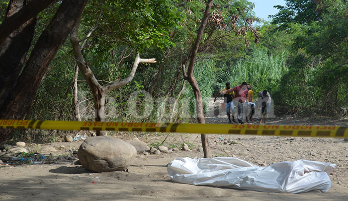 ¡Tragedia familiar! Rayo acabó con la vida de dos hermanos mientras trabajaban en un cultivo