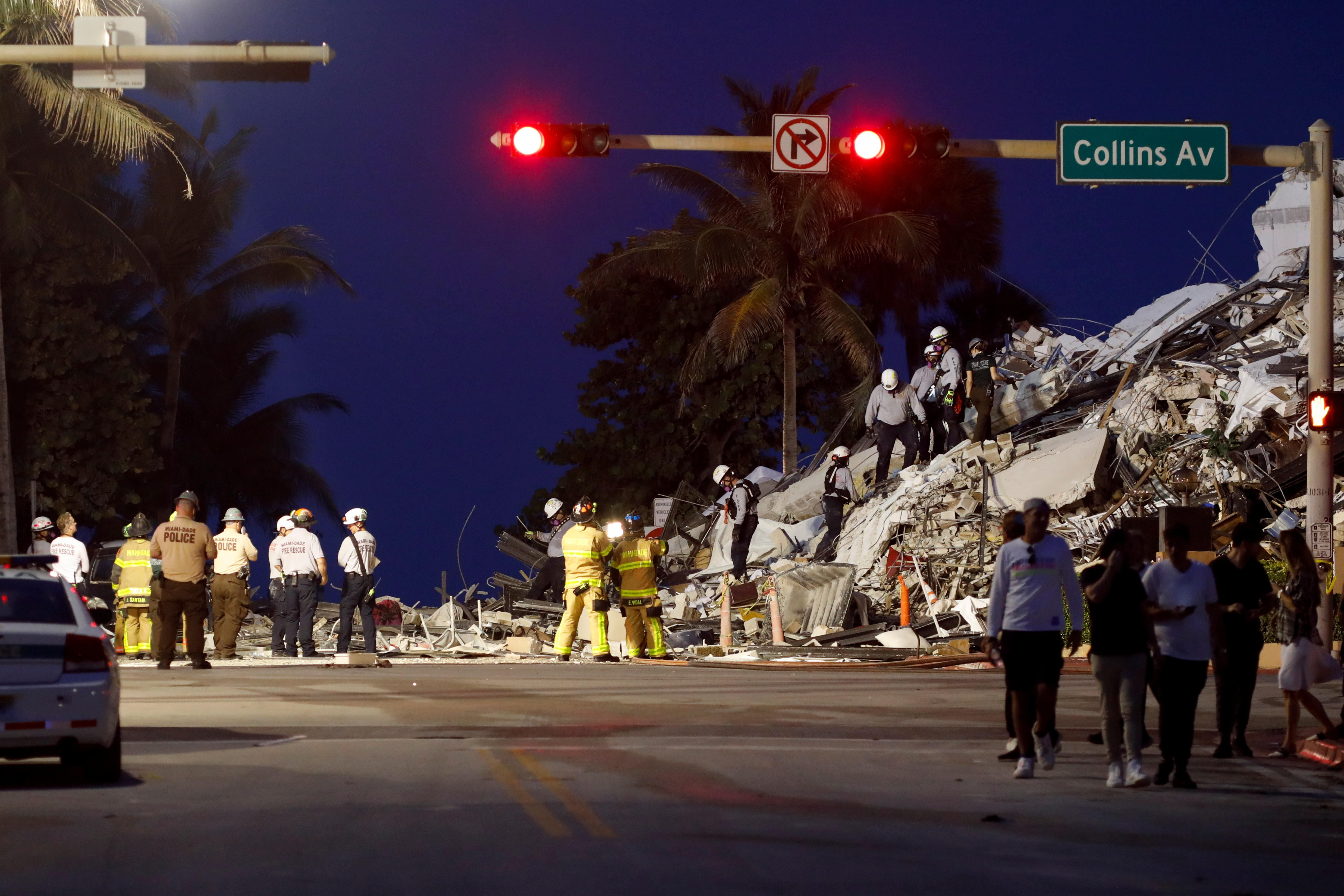 Se elevaron a cinco los muertos por el derrumbe de un edificio en Florida