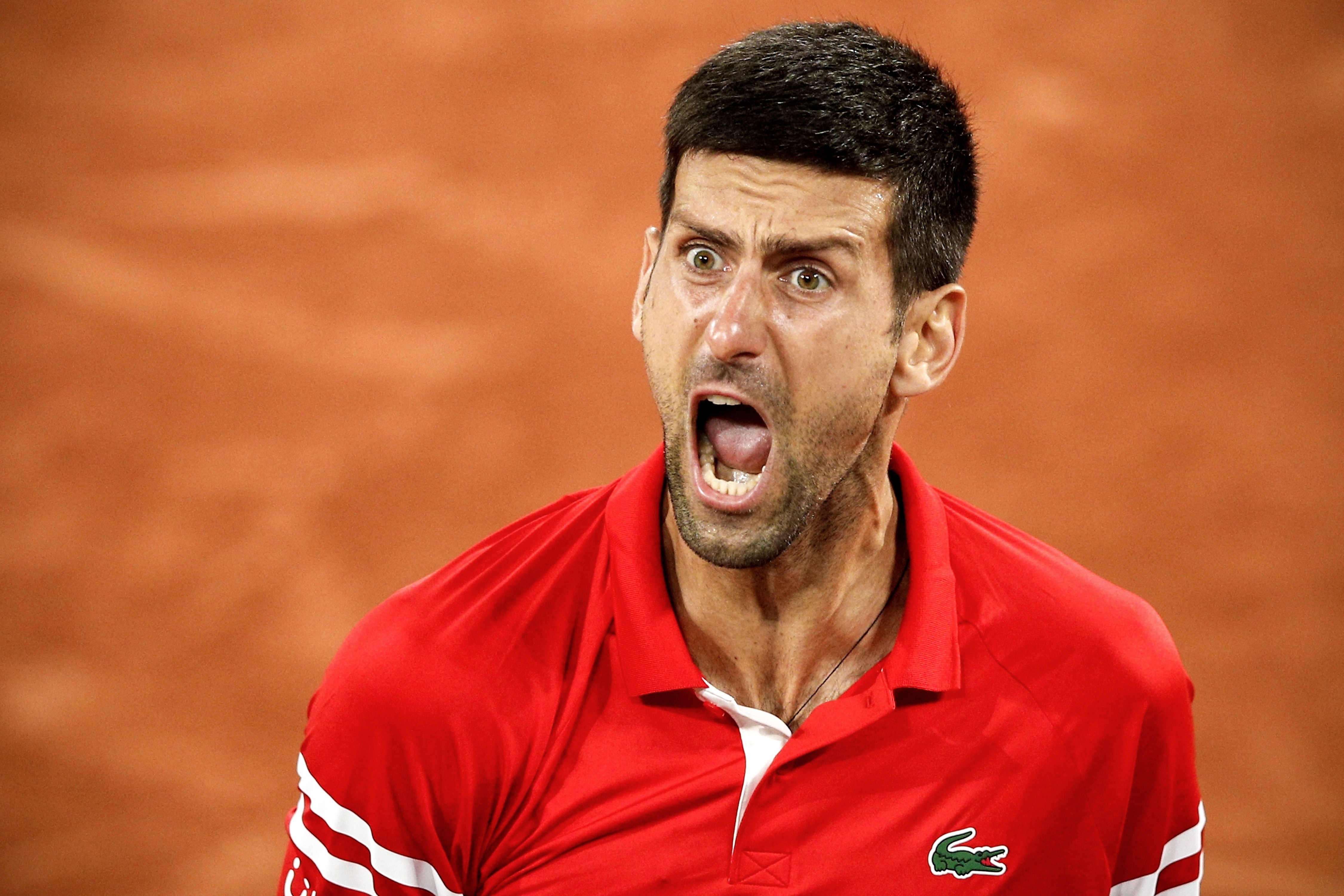 Djokovic logró trabajado triunfo para medirse a Nadal en semifinales de Roland Garros