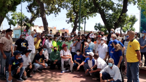 EN IMÁGENES: Varguenses reiteraron su apoyo al Acuerdo de Salvación Nacional impulsado por Juan Guaidó