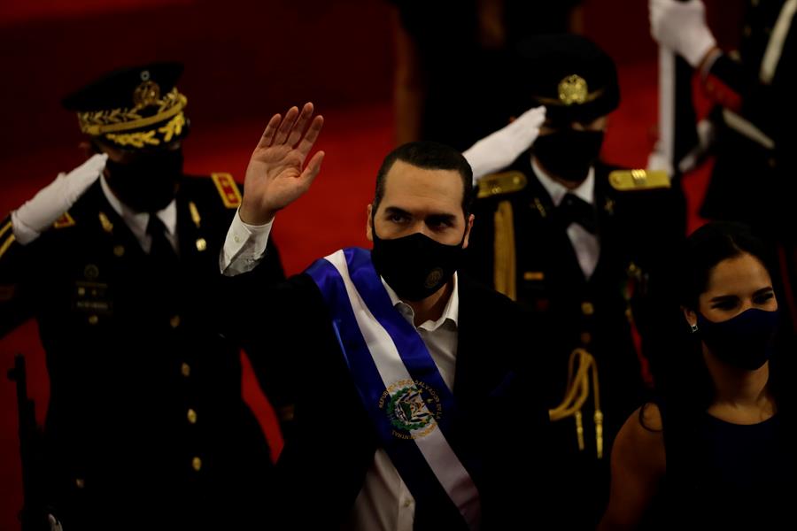Bukele en discurso a la nación prometió no permitir retrocesos en El Salvador mientras “Dios le dé fuerzas”