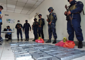 Confiscaron 95 paquetes de cocaína en el Pacífico de Nicaragua