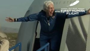 Wally Funk, la aviadora de 82 años que cumplió su sueño al volar con Blue Origin al espacio