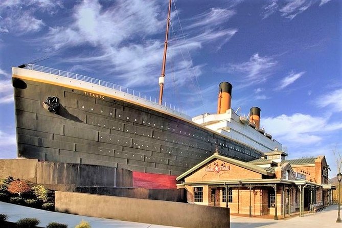 Tres personas hospitalizadas luego de derrumbarse una pared de hielo en el Museo del Titanic