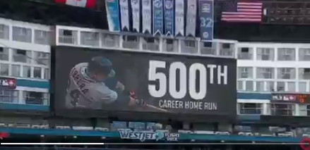 EN VIDEO: Los fanáticos de Toronto ovacionaron a Miguel Cabrera tras conectar su histórico jonrón 500