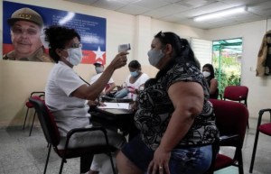 Régimen cubano culpó a los médicos de la crisis sanitaria por el coronavirus