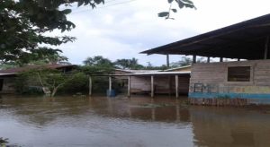 Afectados por la crecida del Orinoco en Delta Amacuro exigen ayuda humanitaria