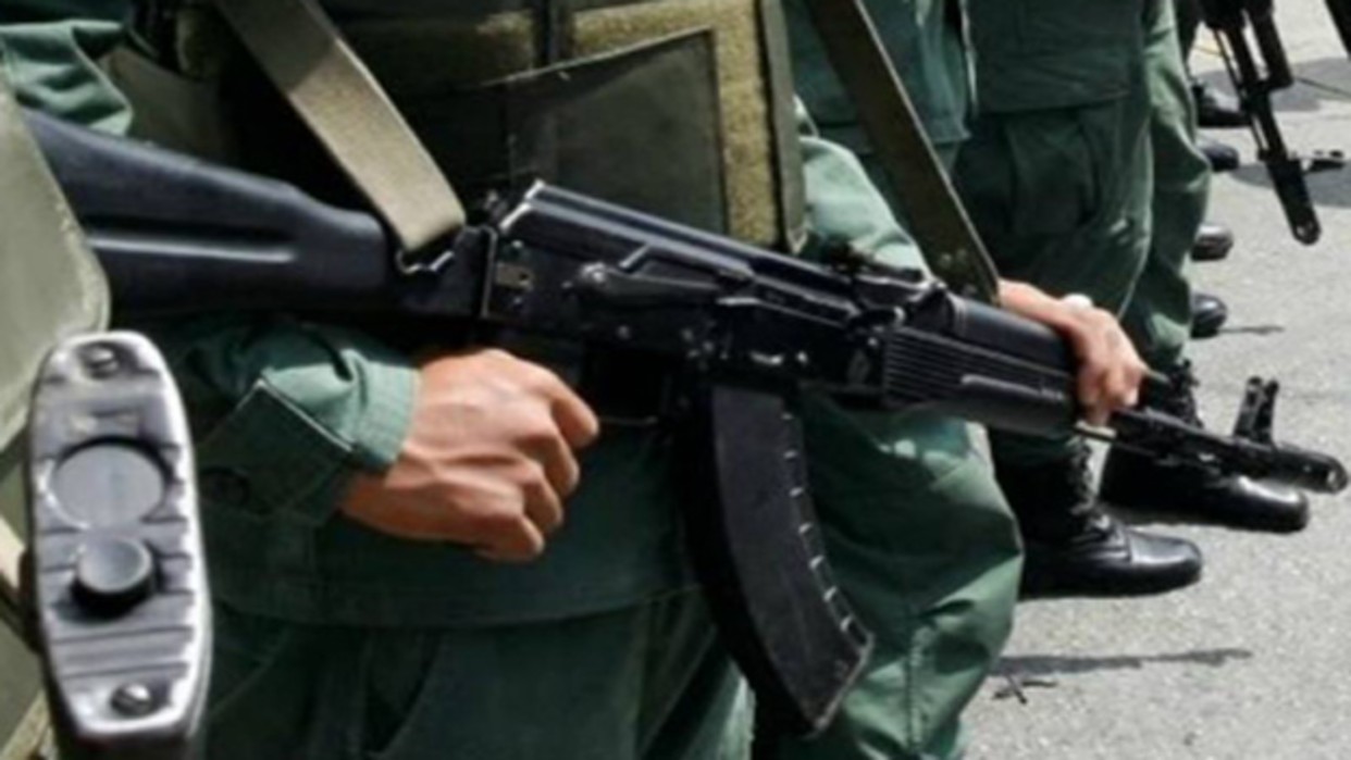 Empresa rusa entregará equipos para la fabricación de AK-103 a Venezuela