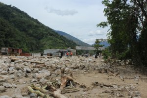 Tragedia de Mérida: Hallaron cadáver de una embarazada entre escombros en Tovar