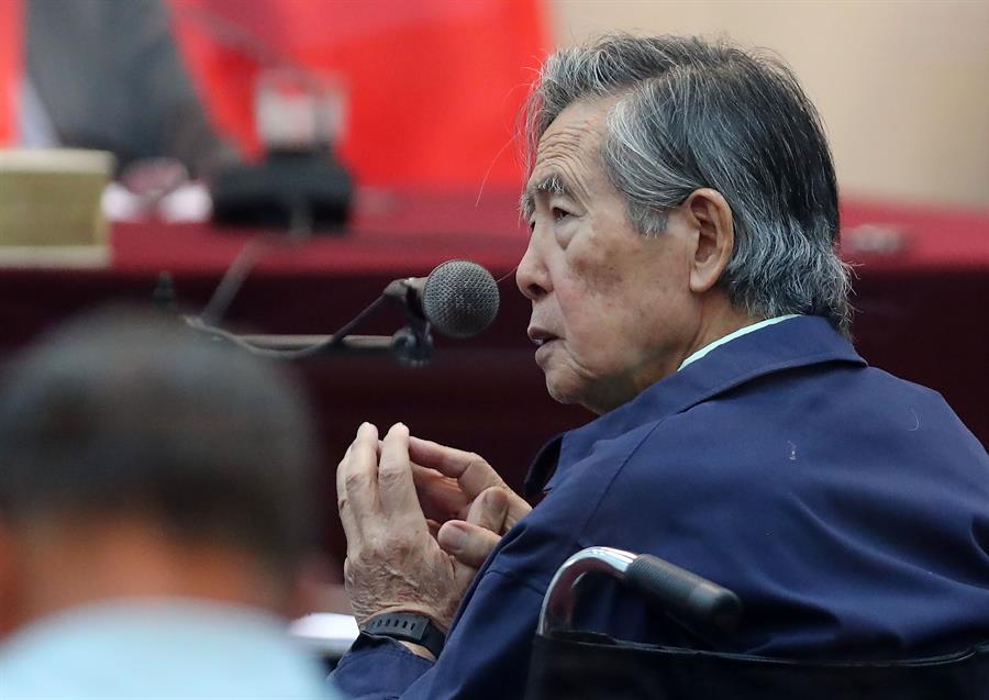 El expresidente Alberto Fujimori es internado en una clínica por una fibrosis pulmonar