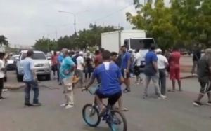 Marabinos protestaron ante los atropellos de las autoridades policiales en el suministro de gasolina