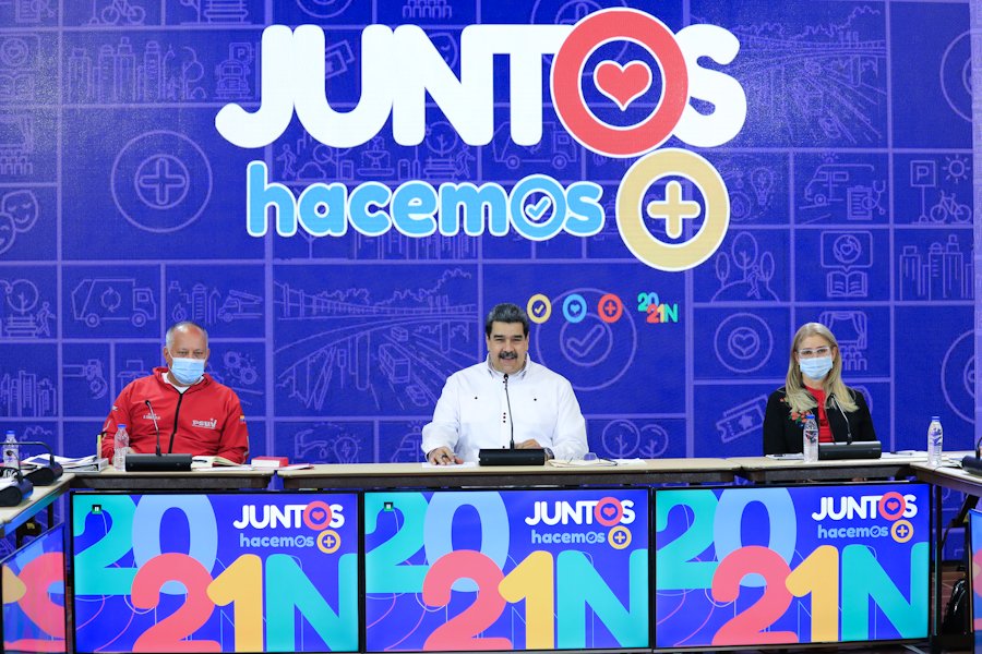 Nicolás Maduro acusó a Iván Duque y James Story de “tirotear” el diálogo en México