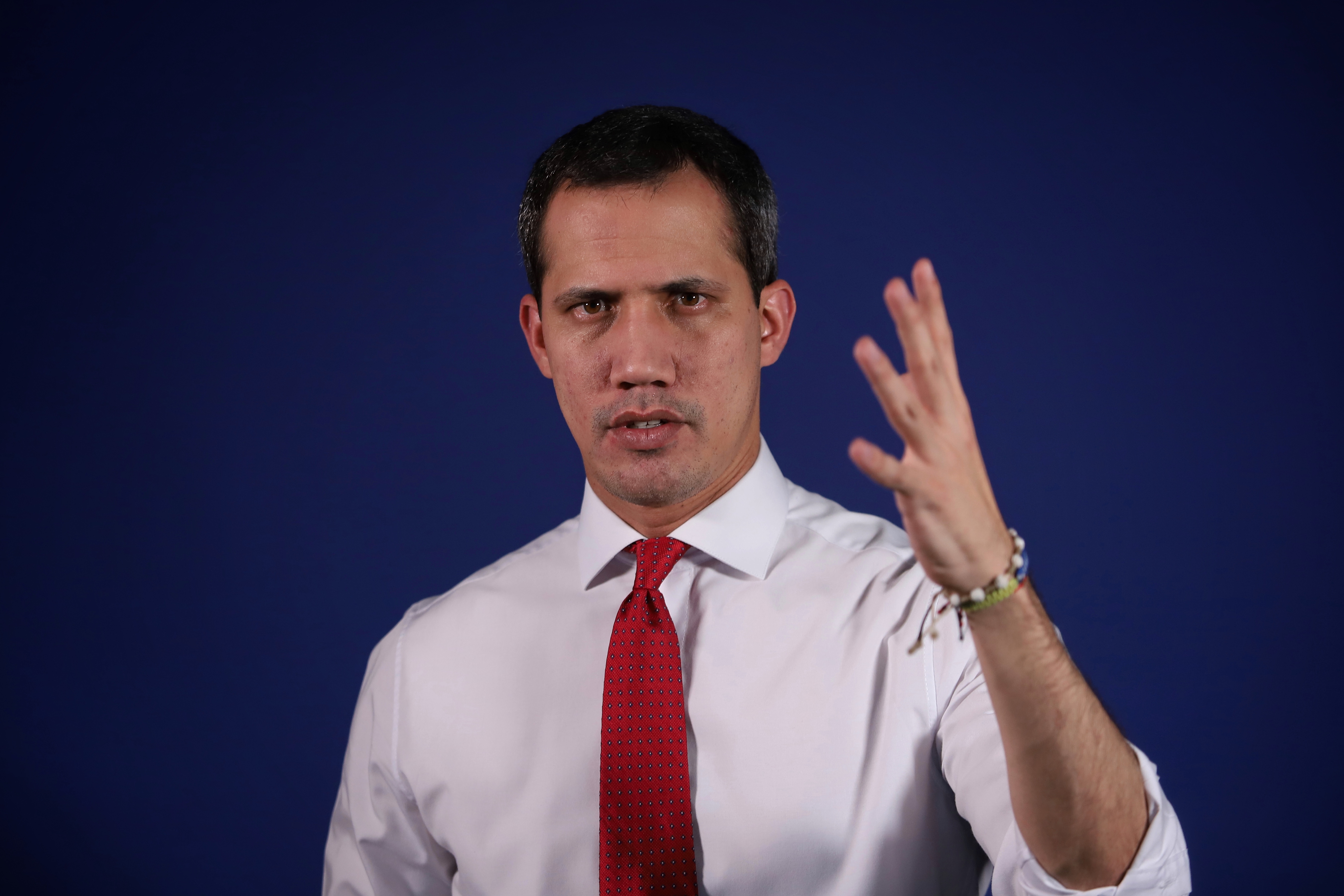 Guaidó: Maduro es y seguirá siendo ilegítimo e investigado por la justicia internacional hoy y el #22Nov