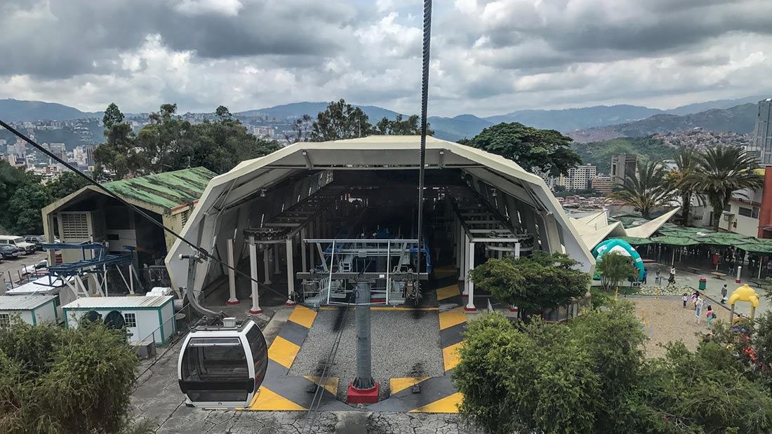 Subir a El Ávila será cada vez más extremo: La nueva cabina del Teleférico que te hará llevarte un buen susto (FOTOS)