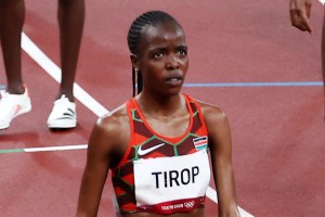 El marido de la atleta keniana Tirop confesó haberla asesinado en una nota