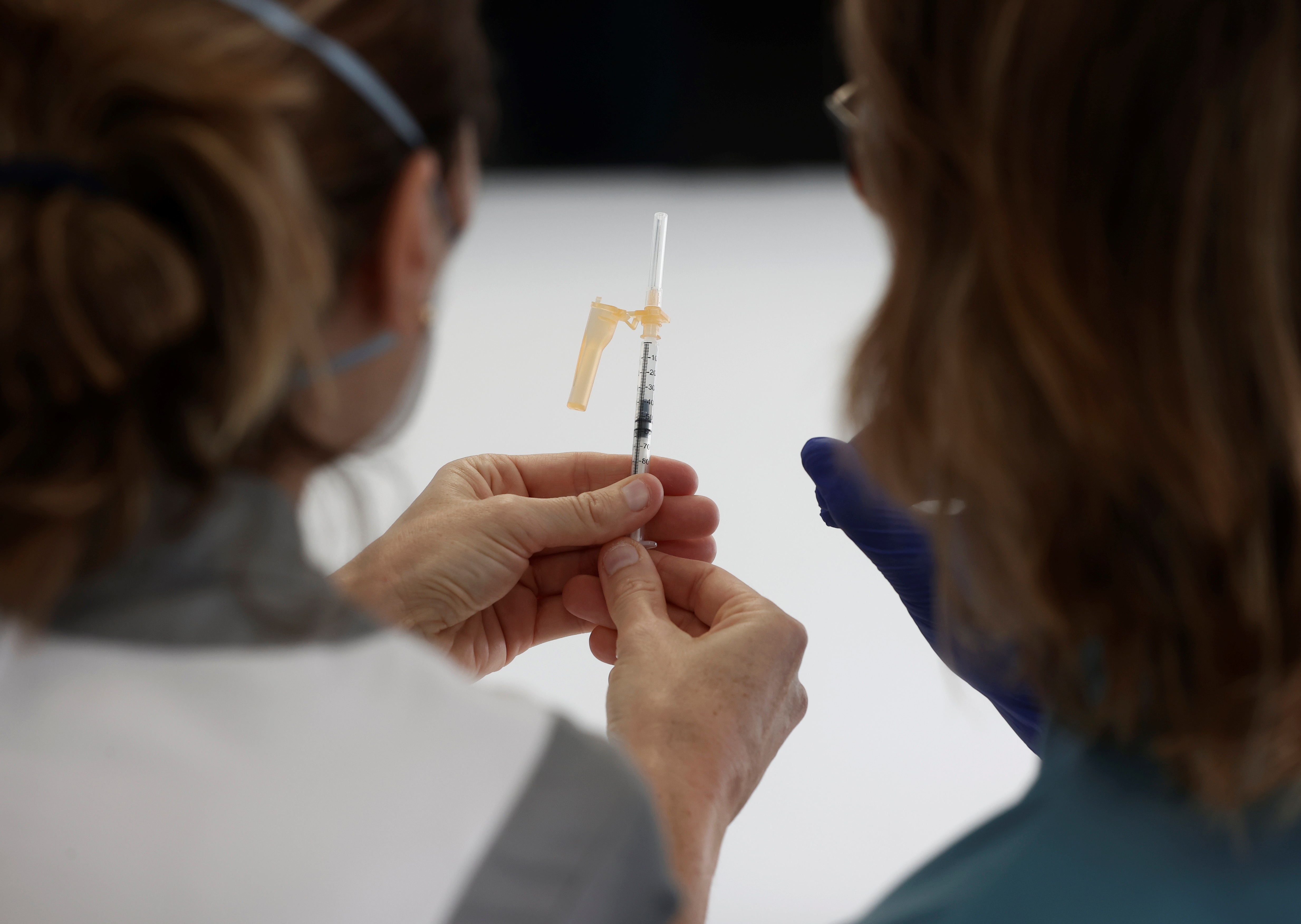 La OMS señala que es posible que las vacunas contra el Covid-19 deban ser modificadas cada año