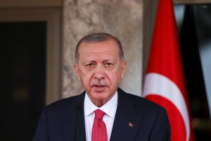 El presidente turco Erdogan y su esposa dan positivo por Covid-19