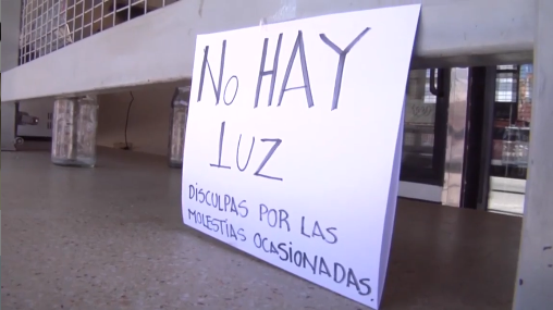 Reportan apagón en varios sectores de Mérida este #18Ene