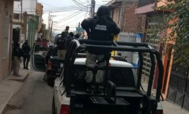 Horror en México: Hallaron nueve cuerpos colgados en un puente en Zacatecas (Foto)