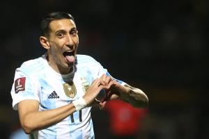 Con un GOLAZO de Di María y Messi en el banco, Argentina superó a un Uruguay en picada