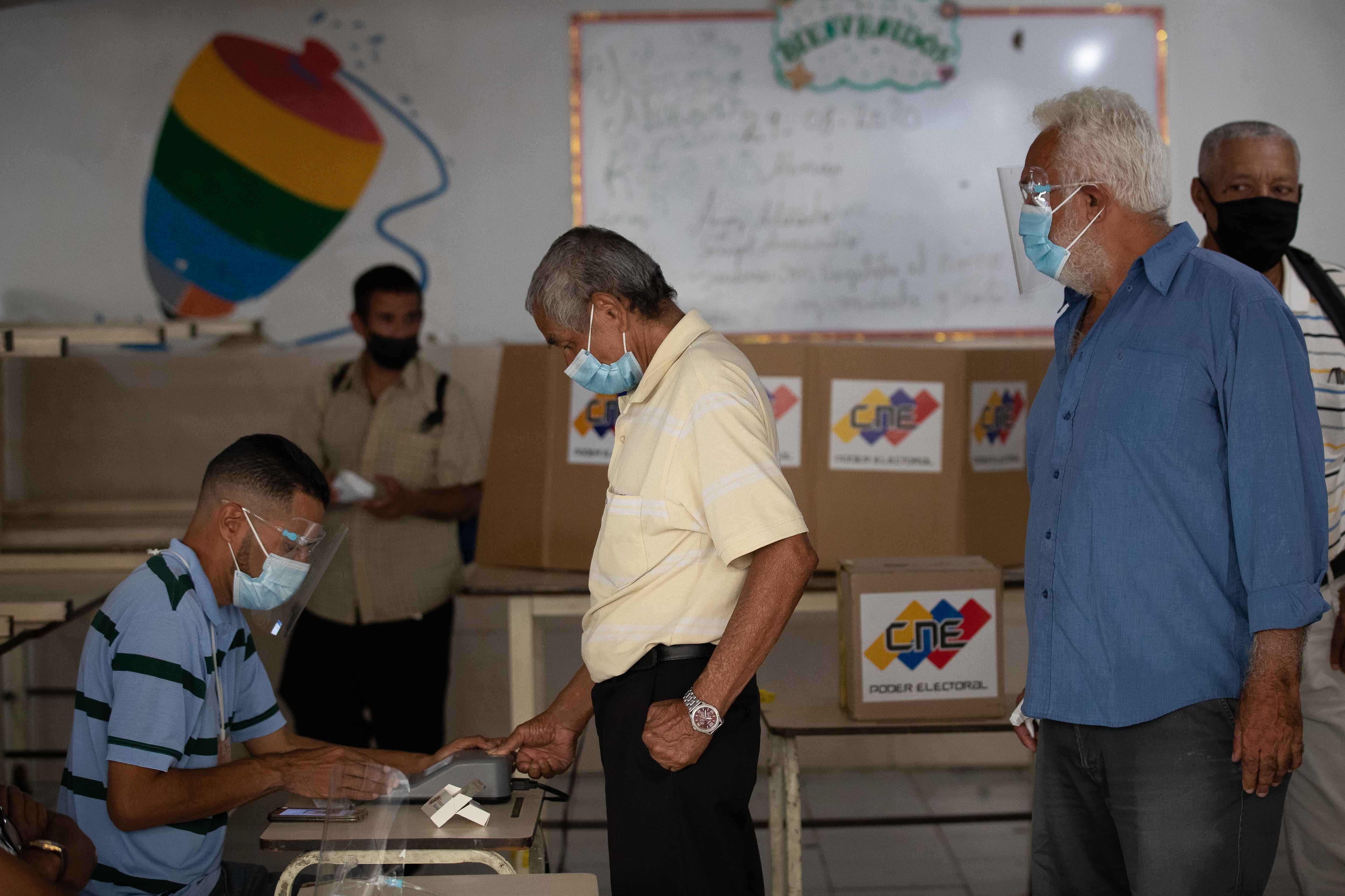 Registraron más de 700 irregularidades durante las elecciones regionales