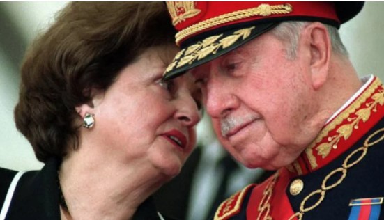 Murió Lucía Hiriart, viuda del dictador chileno Augusto Pinochet