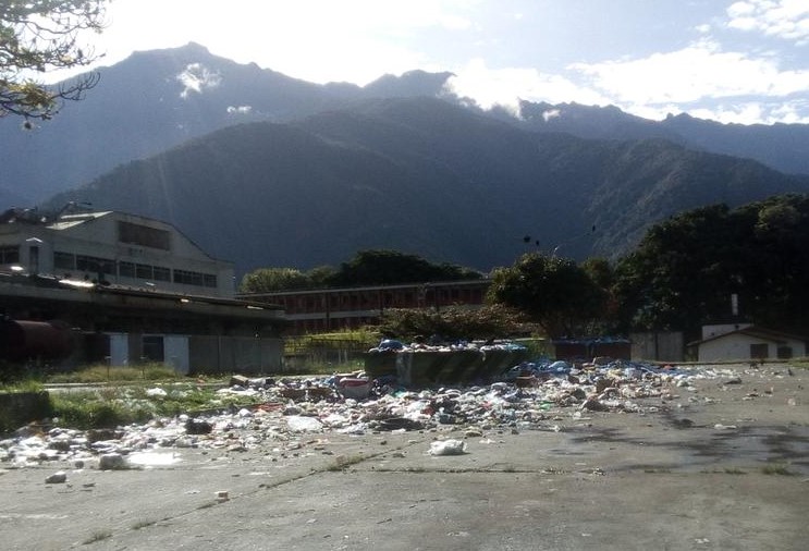 Recolección de desechos sólidos empeoró con los gobernantes rojitos en Mérida (FOTO)