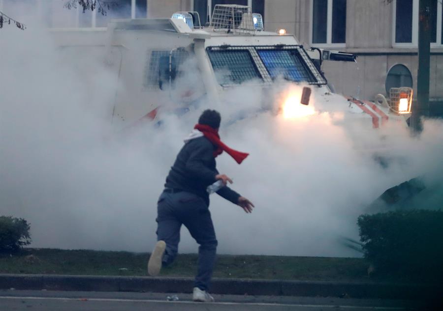 Aumentan a más de 230 detenidos por la protesta en Bruselas contra las normas antiCovid