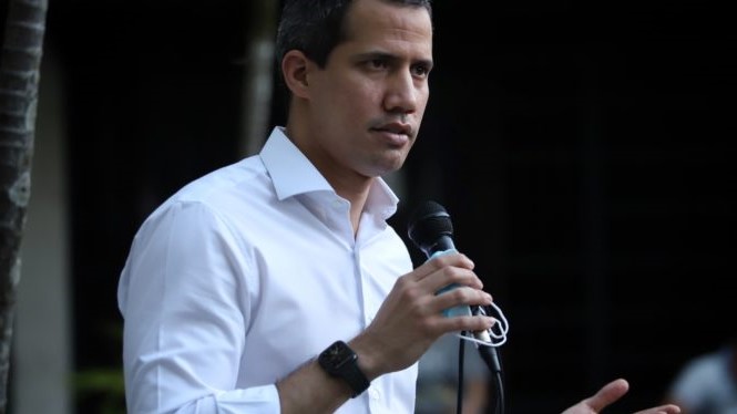 Guaidó clings to symbolic Venezuelan mandate