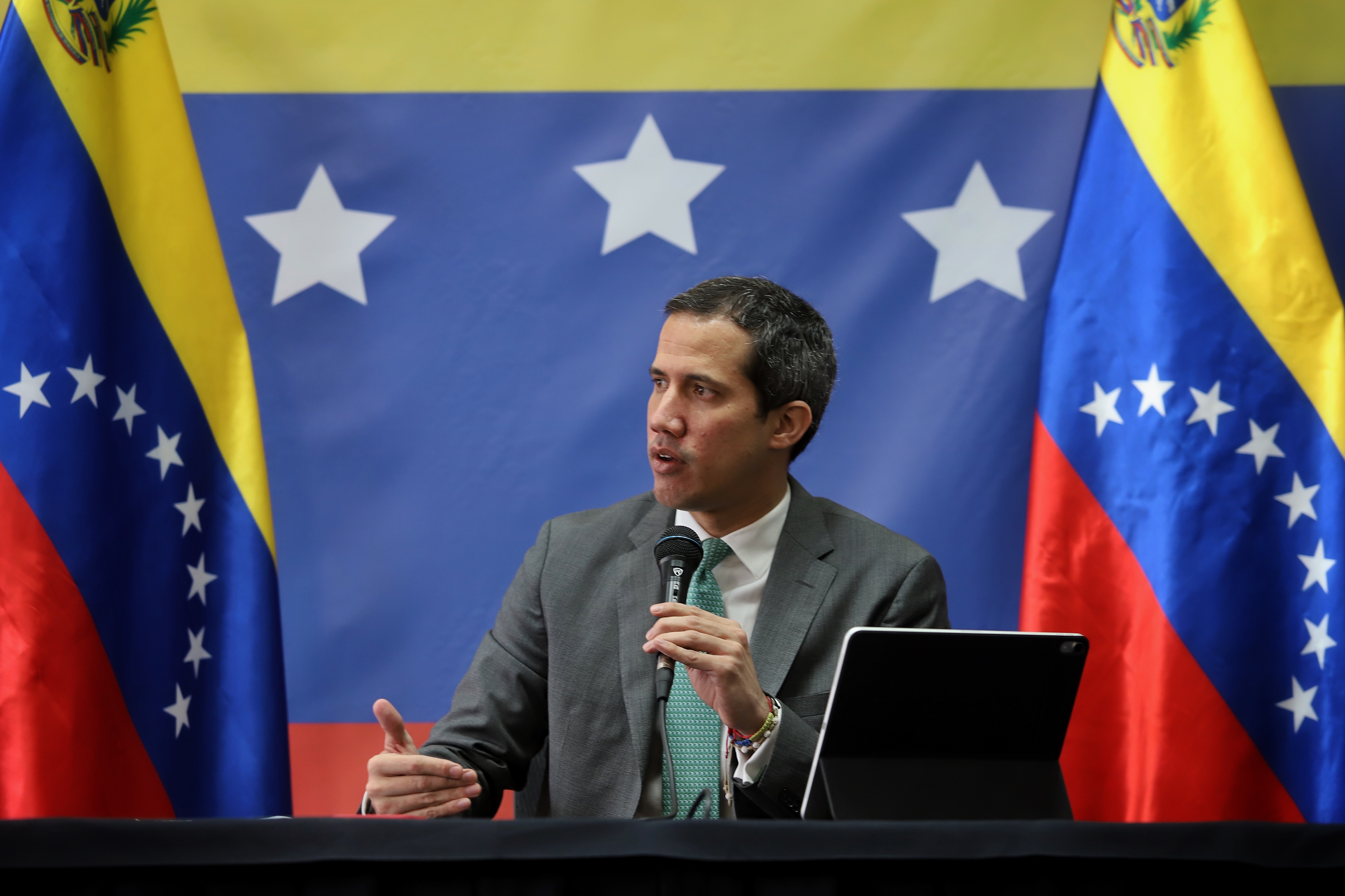 Guaidó se reunió con gremios y sectores del país para ratificar su lucha por elecciones libres (FOTOS)