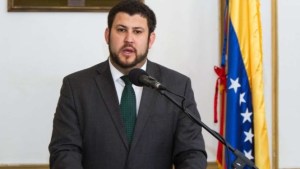 Commissioner Smolanky warned about the legal situation of the diaspora: “Of the 6 million Venezuelan migrants, only 3 million have some type of documentation”