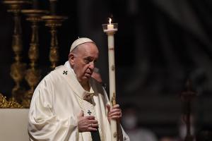El papa Francisco advierte que la invasión en Ucrania también “destruye a todos”