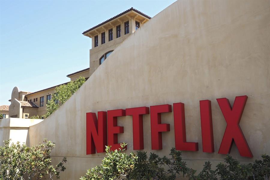 Netflix se desploma en bolsa tras anunciar pérdida de suscriptores