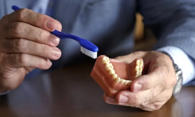 Estos son tres de los alimentos más perjudiciales para la buena salud de los dientes