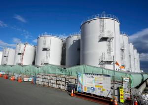 El plan sobre el vertido de Fukushima sigue adelante pese a oposición local