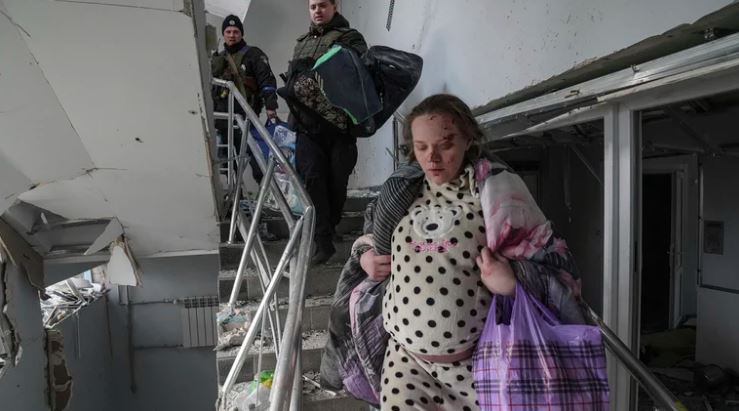 La impactante FOTO que evidencia la crisis de los ucranianos en Mariúpol