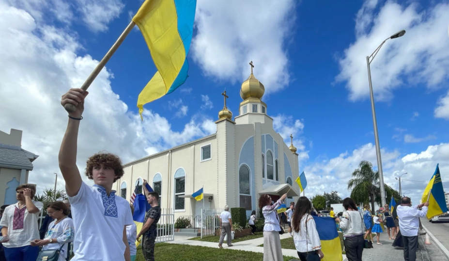 Ucranianos en EEUU se aferran a la fe para encontrar una solución a la guerra