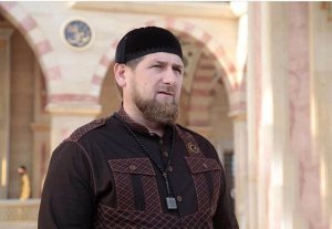 El polémico líder checheno y leal a Putin, Ramzan Kadírov, estaría en Ucrania apoyando los ataques rusos