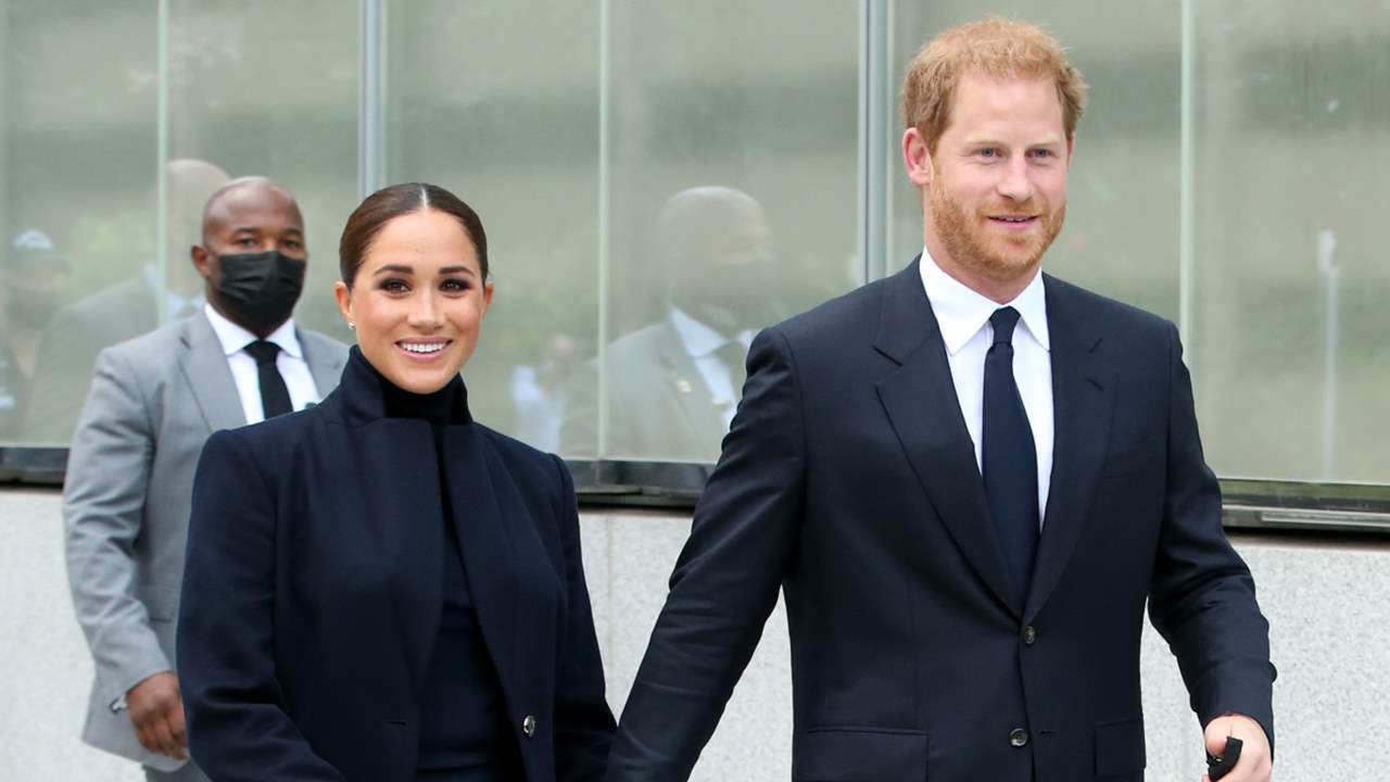 El príncipe Harry y Meghan Markle regresan a Reino Unido en medio de sus últimas polémicas