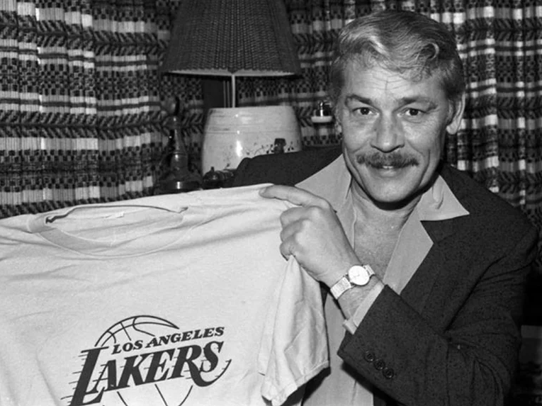De no tener para comer a revolucionar la NBA: la leyenda del hombre que creó el “Showtime” de los Lakers