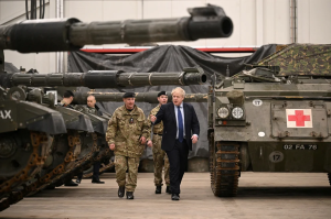 Johnson: Putin cometió un error catastrófico y la única opción que tiene es aplastar a los ucranianos
