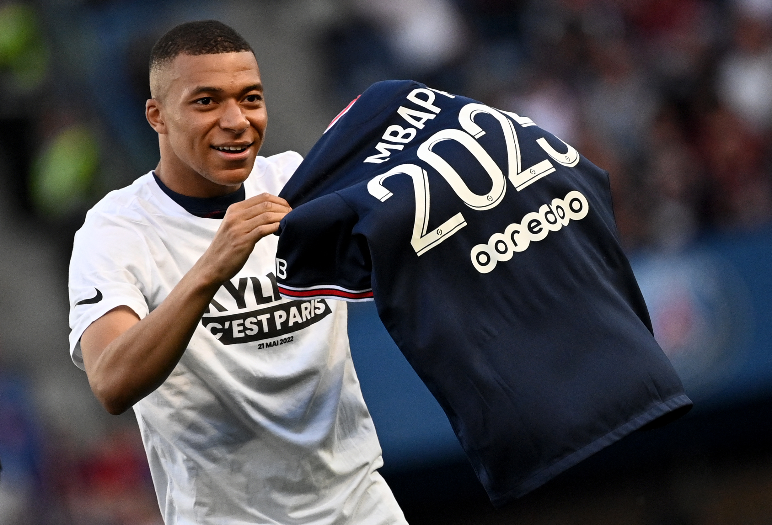 La prensa francesa celebra la continuidad de Mbappé en el PSG (Portadas)