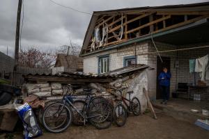 Al menos ocho muertos y 12 heridos tras bombardeo ruso sobre la región de Chernígov, cerca de Kiev